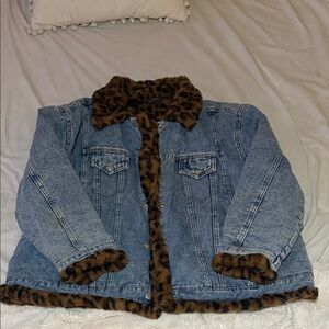 DAVI&DANI Leopard Trim Denim Jacket - Black with Brown Leopard Fur
